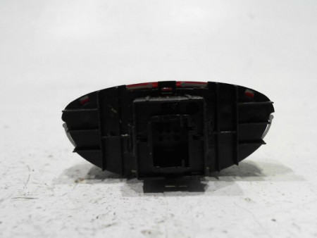 BOUTON DE WARNING PEUGEOT 206