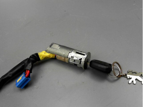 ANTIVOL DE DIRECTION PEUGEOT 206