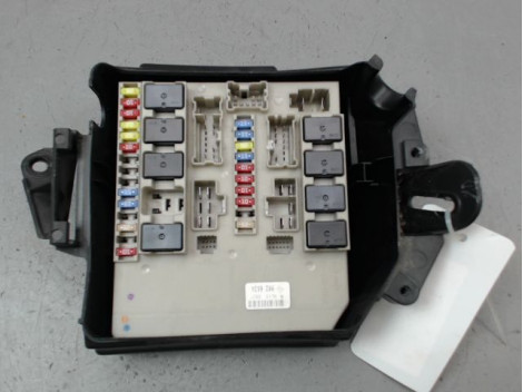 PLATINE FUSIBLE AVANT RENAULT CLIO III Phase 2 2009-...