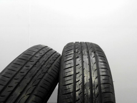 Paire de pneus ROADHOG RG 501 155 65 14 75 T