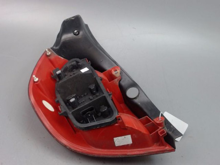 FEU ARRIERE DROIT RENAULT CLIO III Phase 1 2005-2009