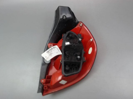 FEU ARRIERE GAUCHE  RENAULT CLIO III Phase 1 2005-2009