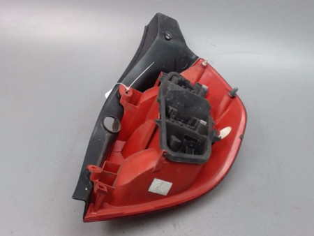 FEU ARRIERE GAUCHE  RENAULT CLIO III Phase 1 2005-2009